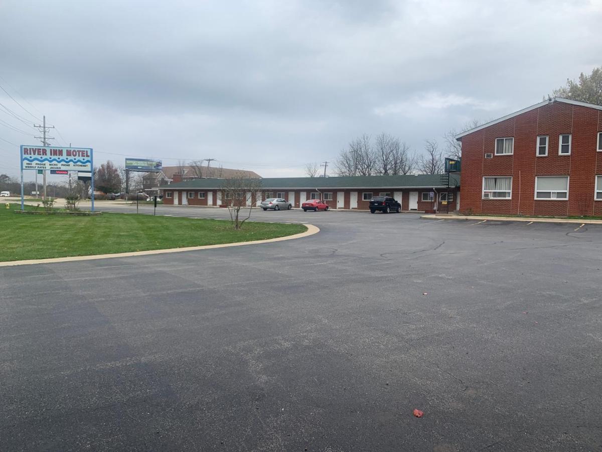 River Inn Motel Fox River Grove Exterior photo